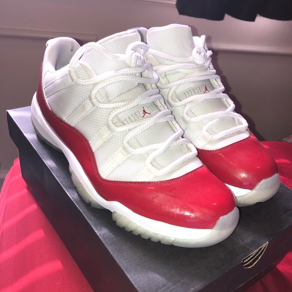 retro 11 cherry